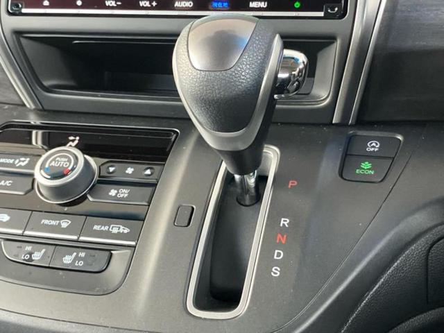 フリード Gブラックスタイル 純正 9インチ ナビ/フリップダウンモニター 純正 10.1インチ/ホンダセンシング/両側電動スライドドア/シートヒーター 前席/車線逸脱防止支援システム/ヘッドランプ LED 衝突被害軽減システム(18枚目)