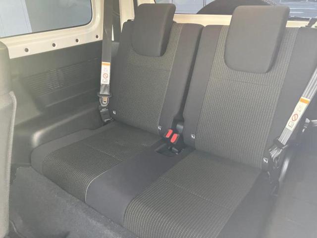 ジムニー ４ＷＤ　ＸＣ　保証書／セーフティサポート（スズキ）／シートヒーター／車線逸脱防止支援システム／ヘッドランプ　ＬＥＤ／ＡＢＳ／横滑り防止装置／エアバッグ　運転席／エアバッグ　助手席／エアバッグ　サイド　ワンオーナー（6枚目）