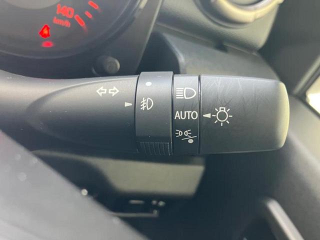 ジムニー ４ＷＤ　ＸＣ　保証書／セーフティサポート（スズキ）／シートヒーター／車線逸脱防止支援システム／ヘッドランプ　ＬＥＤ／ＡＢＳ／横滑り防止装置／エアバッグ　運転席／エアバッグ　助手席／エアバッグ　サイド　ワンオーナー（16枚目）