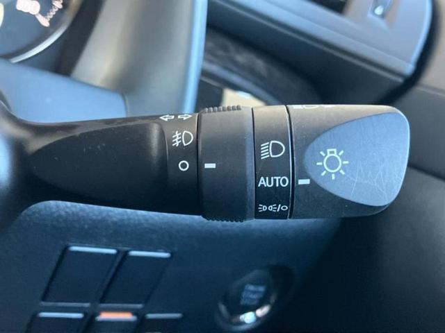 アルファード Ｓタイプゴールド３　ディスプレイオーディオ＋ナビ９インチ／フリップダウンモニター　純正　１２．１インチ／トヨタセーフティセンス／両側電動スライドドア／車線逸脱防止支援システム／シート　ハーフレザー　衝突被害軽減システム（16枚目）