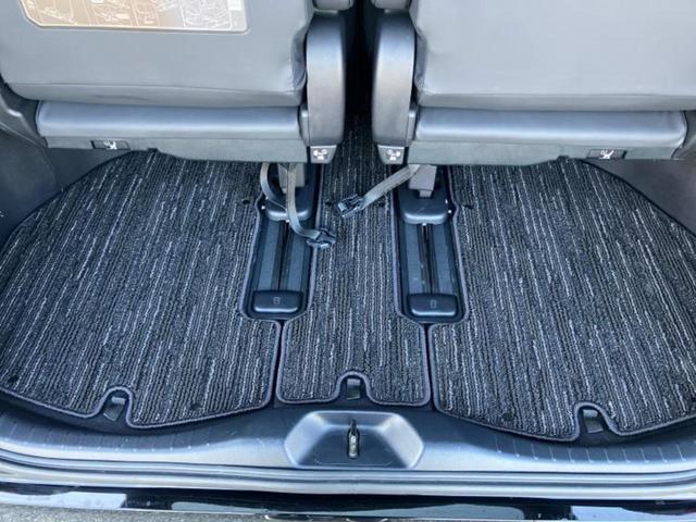 アルファード Ｓタイプゴールド３　ディスプレイオーディオ＋ナビ９インチ／フリップダウンモニター　純正　１２．１インチ／トヨタセーフティセンス／両側電動スライドドア／車線逸脱防止支援システム／シート　ハーフレザー　衝突被害軽減システム（29枚目）