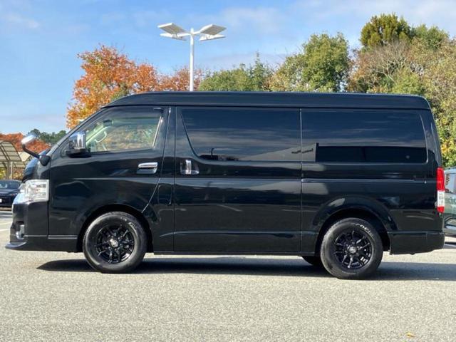 ハイエースワゴン ＧＬ　エアロ／社外　１１インチ　ＳＤナビ／電動スライドドア／ヘッドランプ　ＬＥＤ／Ｂｌｕｅｔｏｏｔｈ接続／ＥＴＣ／バックモニター／フルセグＴＶ／ＤＶＤ／エアバッグ　運転席／エアバッグ　助手席　フルエアロ（2枚目）