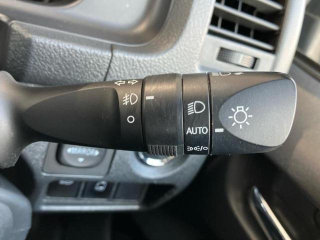 ハイエースワゴン ＧＬ　エアロ／社外　１１インチ　ＳＤナビ／電動スライドドア／ヘッドランプ　ＬＥＤ／Ｂｌｕｅｔｏｏｔｈ接続／ＥＴＣ／バックモニター／フルセグＴＶ／ＤＶＤ／エアバッグ　運転席／エアバッグ　助手席　フルエアロ（16枚目）