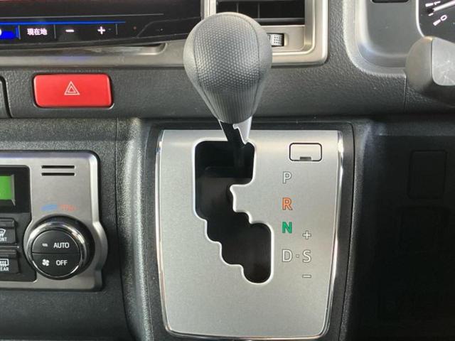 ハイエースワゴン ＧＬ　エアロ／社外　１１インチ　ＳＤナビ／電動スライドドア／ヘッドランプ　ＬＥＤ／Ｂｌｕｅｔｏｏｔｈ接続／ＥＴＣ／バックモニター／フルセグＴＶ／ＤＶＤ／エアバッグ　運転席／エアバッグ　助手席　フルエアロ（18枚目）