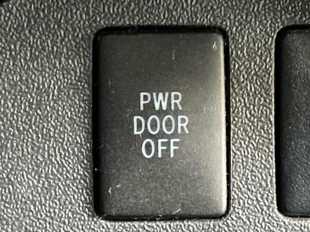 ハイエースワゴン ＧＬ　エアロ／社外　１１インチ　ＳＤナビ／電動スライドドア／ヘッドランプ　ＬＥＤ／Ｂｌｕｅｔｏｏｔｈ接続／ＥＴＣ／バックモニター／フルセグＴＶ／ＤＶＤ／エアバッグ　運転席／エアバッグ　助手席　フルエアロ（41枚目）