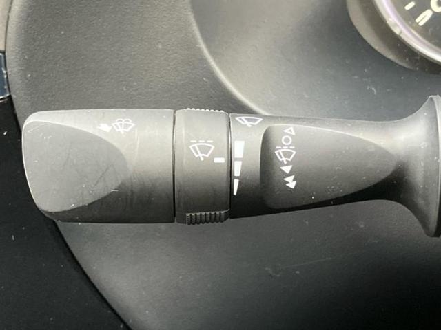 ハイラックス 4WD Z 新品タイヤ/純正 SDナビ/トヨタセーフティセンス/車線逸脱防止支援システム/ヘッドランプ LED/Bluetooth接続/ETC/EBD付ABS/横滑り防止装置/アイドリングストップ 4WD(17枚目)