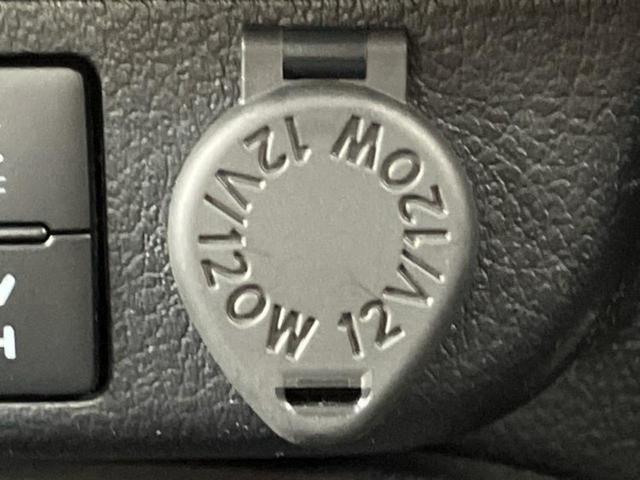 ハイラックス 4WD Z 新品タイヤ/純正 SDナビ/トヨタセーフティセンス/車線逸脱防止支援システム/ヘッドランプ LED/Bluetooth接続/ETC/EBD付ABS/横滑り防止装置/アイドリングストップ 4WD(42枚目)