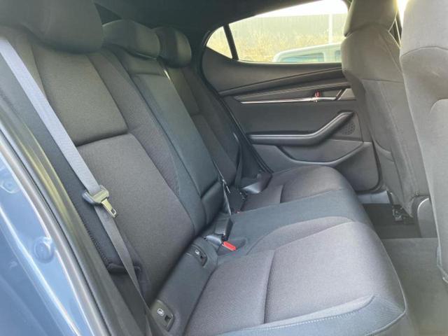 ＭＡＺＤＡ３ファストバック ＸＤプロアクティブ　新品タイヤ／ＢＯＳＥ／保証書／純正　ＳＤナビ／アイアクティブセンス（マツダ）／３６０°ビューモニター／車線逸脱防止支援システム／ヘッドランプ　ＬＥＤ／Ｂｌｕｅｔｏｏｔｈ接続／ＥＴＣ／ＥＢＤ付ＡＢＳ（5枚目）