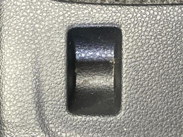 プレオプラス F 保証書/ABS/横滑り防止装置/アイドリングストップ/エアバッグ 運転席/エアバッグ 助手席/パワーウインドウ/キーレスエントリー/パワーステアリング/ワンオーナー/マニュアルエアコン/取扱説明書(32枚目)