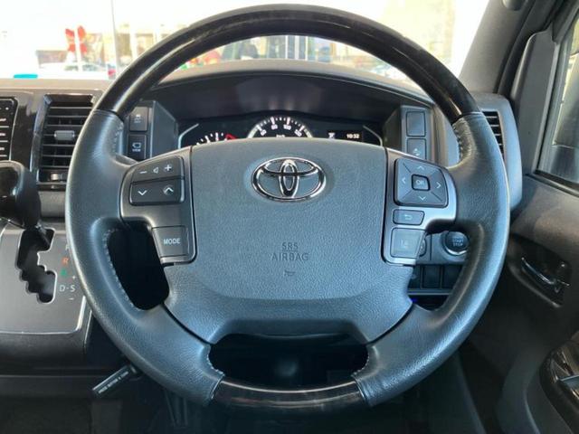 ハイエースバン ロングスーパーＧＬダークプライム２　保証書／社外　ＳＤナビ／フリップダウンモニター　社外　１１インチ／デジタルインナーミラー／トヨタセーフティセンス／パノラミックビューモニター／シート　ハーフレザー／ドライブレコーダー　前後　ＤＶＤ再生（15枚目）