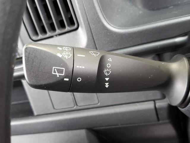 ハイゼットカーゴ クルーズＳＡ３　新品タイヤ／保証書／社外　ＳＤナビ／スマートアシスト（トヨタ・ダイハツ）／ドライブレコーダー　社外／ＥＴＣ／ＥＢＤ付ＡＢＳ／横滑り防止装置／アイドリングストップ／バックモニター／ワンセグＴＶ　ドラレコ（17枚目）