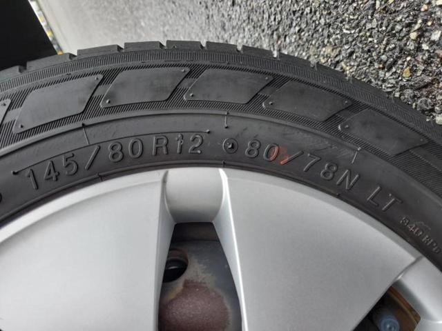 ハイゼットカーゴ クルーズＳＡ３　新品タイヤ／保証書／社外　ＳＤナビ／スマートアシスト（トヨタ・ダイハツ）／ドライブレコーダー　社外／ＥＴＣ／ＥＢＤ付ＡＢＳ／横滑り防止装置／アイドリングストップ／バックモニター／ワンセグＴＶ　ドラレコ（50枚目）