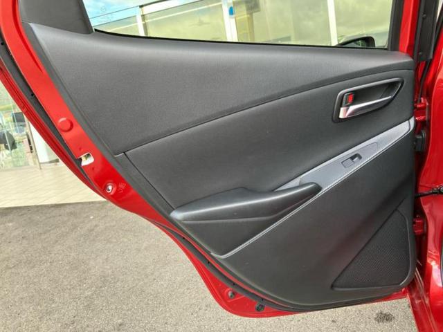 デミオ １３Ｓツーリング　新品タイヤ／純正　ＳＤナビ／アイアクティブセンス（マツダ）／シートヒーター　運転席／ヘッドランプ　ＬＥＤ／Ｂｌｕｅｔｏｏｔｈ接続／ＥＴＣ／ＥＢＤ付ＡＢＳ／横滑り防止装置／アイドリングストップ（22枚目）