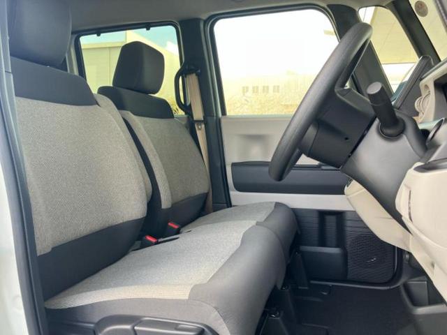 Ｎ－ＢＯＸ ヒョウジュン　純正　８インチ　ナビ／ホンダセンシング／電動スライドドア／シートヒーター　前席／車線逸脱防止支援システム／ヘッドランプ　ＬＥＤ／ＵＳＢジャック／Ｂｌｕｅｔｏｏｔｈ接続／ＥＢＤ付ＡＢＳ　バックカメラ（4枚目）