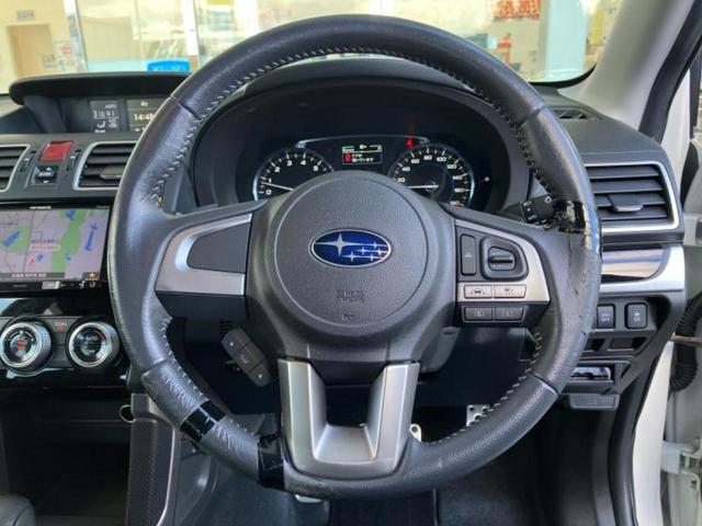 フォレスター ４ＷＤ　Ｓリミテッド　新品タイヤ／純正　ナビ／アイサイト／シートヒーター／車線逸脱防止支援システム／シート　ハーフレザー／ヘッドランプ　ＬＥＤ／Ｂｌｕｅｔｏｏｔｈ接続／ＥＴＣ／ＥＢＤ付ＡＢＳ／アイドリングストップ　４ＷＤ（15枚目）