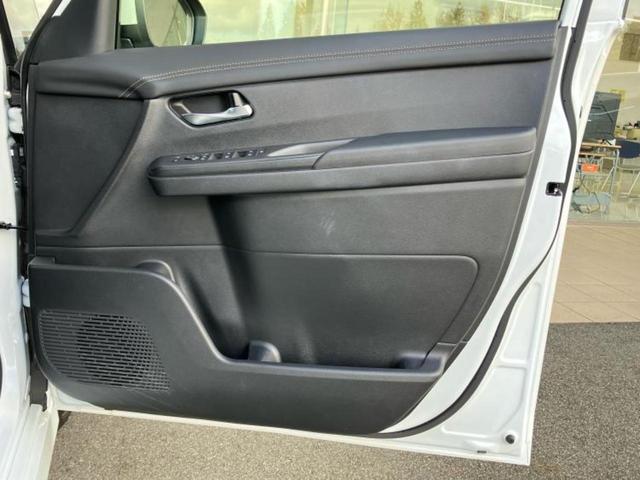 セレナ ハイウェイスターＶ　社外　メモリーナビ／エマージェンシーブレーキ／両側電動スライドドア／車線逸脱防止支援システム／プロパイロット／ヘッドランプ　ＬＥＤ／Ｂｌｕｅｔｏｏｔｈ接続／ＥＴＣ／横滑り防止装置　衝突被害軽減システム（22枚目）