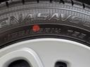 WECARSの展示場では実際に見て、触ってお車をお選びいただけます!知識の豊富な営業スタッフが様々なカーライフをご提案いたします!