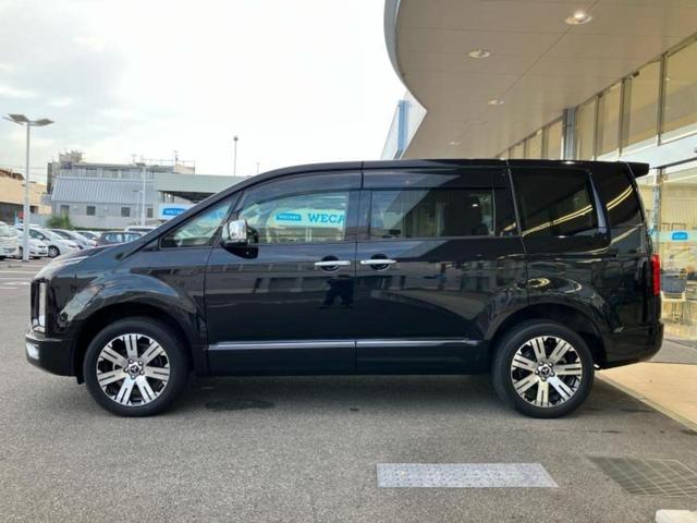 デリカＤ：５ ４ＷＤ　Ｐ　保証書／社外　１１インチ　ＳＤナビ／イーアシスト（ミツビシ）／両側電動スライドドア／シートヒーター　前席／マルチアラウンドモニター／車線逸脱防止支援システム／電動バックドア／ヘッドランプ　ＬＥＤ（2枚目）