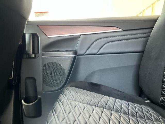 デリカＤ：５ ４ＷＤ　Ｐ　保証書／社外　１１インチ　ＳＤナビ／イーアシスト（ミツビシ）／両側電動スライドドア／シートヒーター　前席／マルチアラウンドモニター／車線逸脱防止支援システム／電動バックドア／ヘッドランプ　ＬＥＤ（23枚目）