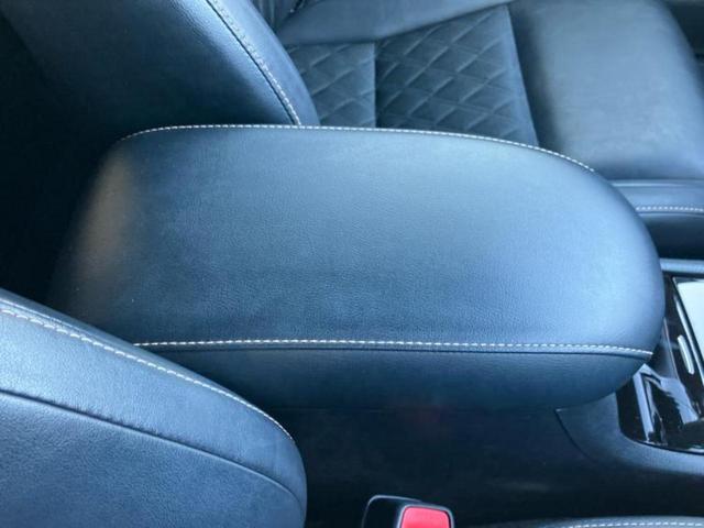 ハリアー プレミアム　ＪＢＬ／純正　ＳＤナビ／車線逸脱防止支援システム／シート　ハーフレザー／パーキングアシスト　バックガイド／電動バックドア／ヘッドランプ　ＬＥＤ／ＵＳＢジャック／Ｂｌｕｅｔｏｏｔｈ接続　バックカメラ（29枚目）