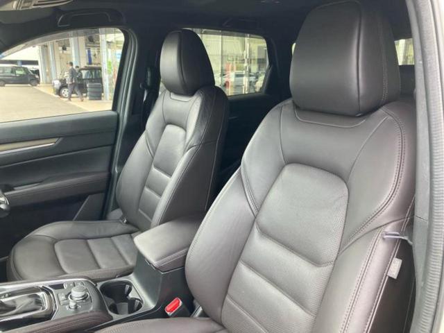ＣＸ－５ ４ＷＤ　ＸＤエクスクルーシブモード　サンルーフ／ＢＯＳＥ／保証書／純正　ＳＤナビ／衝突安全装置／シートヒーター　前席／３６０°ビューモニター／車線逸脱防止支援システム／シート　合皮／電動バックドア／ヘッドランプ　ＬＥＤ　電動シート（6枚目）