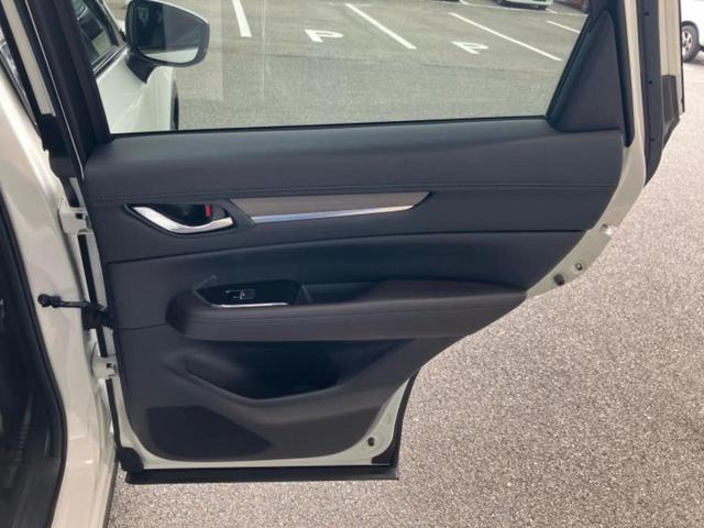 ＣＸ－５ ４ＷＤ　ＸＤエクスクルーシブモード　サンルーフ／ＢＯＳＥ／保証書／純正　ＳＤナビ／衝突安全装置／シートヒーター　前席／３６０°ビューモニター／車線逸脱防止支援システム／シート　合皮／電動バックドア／ヘッドランプ　ＬＥＤ　電動シート（22枚目）