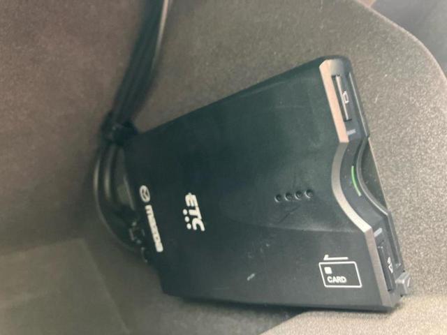 ＣＸ－５ ４ＷＤ　ＸＤエクスクルーシブモード　サンルーフ／ＢＯＳＥ／保証書／純正　ＳＤナビ／衝突安全装置／シートヒーター　前席／３６０°ビューモニター／車線逸脱防止支援システム／シート　合皮／電動バックドア／ヘッドランプ　ＬＥＤ　電動シート（25枚目）