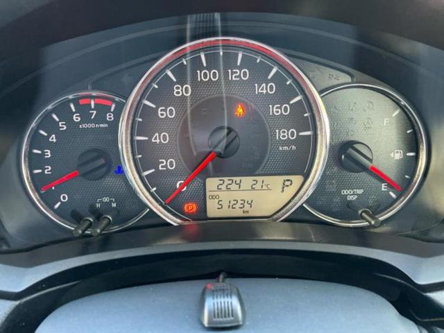 カローラフィールダー １．５Ｇ　新品タイヤ／純正　ＳＤナビ／トヨタセーフティセンス／車線逸脱防止支援システム／ヘッドランプ　ＬＥＤ／Ｂｌｕｅｔｏｏｔｈ接続／ＥＴＣ／ＥＢＤ付ＡＢＳ／横滑り防止装置／アイドリングストップ　バックカメラ（14枚目）