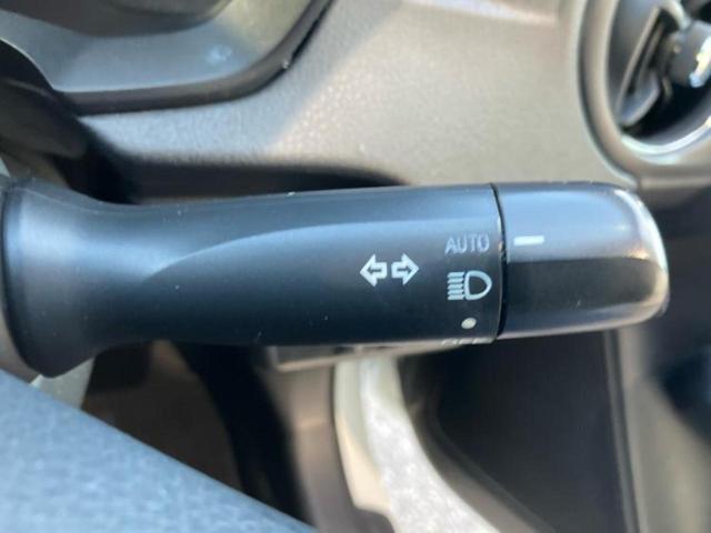 カローラフィールダー １．５Ｇ　新品タイヤ／純正　ＳＤナビ／トヨタセーフティセンス／車線逸脱防止支援システム／ヘッドランプ　ＬＥＤ／Ｂｌｕｅｔｏｏｔｈ接続／ＥＴＣ／ＥＢＤ付ＡＢＳ／横滑り防止装置／アイドリングストップ　バックカメラ（16枚目）