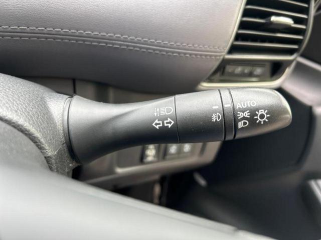 セレナ ハイウェイスターV 保証書/純正 10インチ ナビ/インテリジェントルームミラー/エマージェンシーブレーキ/両側電動スライドドア/アラウンドビューモニター/車線逸脱防止支援システム/プロパイロット 衝突被害軽減システム(16枚目)