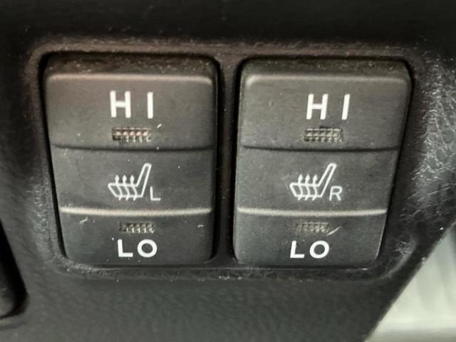 エスクァイア Ｇｉプレミアムパッケージブラックテーラード　新品タイヤ／保証書／純正　９インチ　ＳＤナビ／フリップダウンモニター　純正　１２．８インチ／衝突安全装置／両側電動スライドドア／シートヒーター　前席／車線逸脱防止支援システム／シート　ハーフレザー（40枚目）