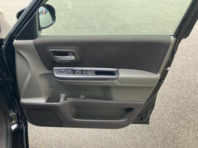 フリード Gホンダセンシング 新品タイヤ/純正 9インチ SDナビ/フリップダウンモニター 純正 11インチ/ホンダセンシング/両側電動スライドドア/車線逸脱防止支援システム/ドライブレコーダー 社外/ヘッドランプ LED ETC(22枚目)