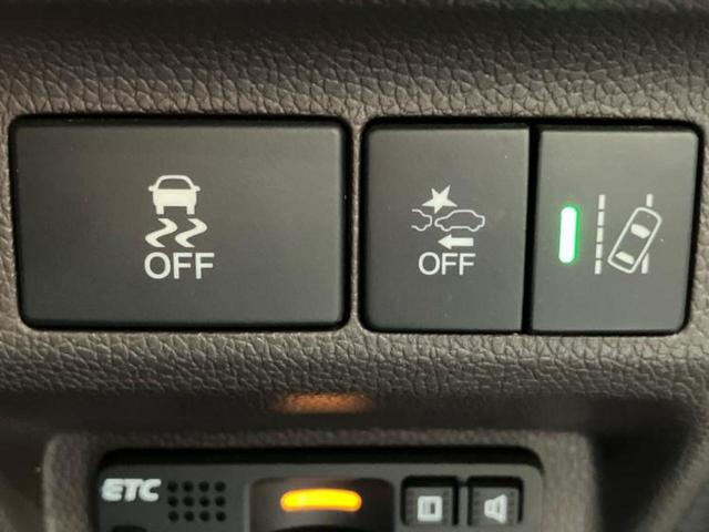 フリード Gホンダセンシング 新品タイヤ/純正 9インチ SDナビ/フリップダウンモニター 純正 11インチ/ホンダセンシング/両側電動スライドドア/車線逸脱防止支援システム/ドライブレコーダー 社外/ヘッドランプ LED ETC(30枚目)