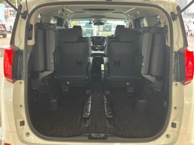 アルファード Ｓ　Ｃパッケージ　新品タイヤ／保証書／ディスプレイオーディオ＋ナビ９インチ／後席モニター　純正　１２．３インチ／トヨタセーフティセンス／両側電動スライドドア／エアーシート　前席／シート　合皮／電動バックドア　電動シート（21枚目）