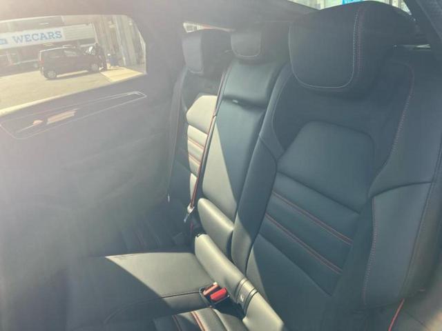 アルカナ ルノー・スポールラインマイルドハイブリッド 新品タイヤ/保証書/ディスプレイオーディオ/衝突安全装置/シートヒーター/全方位モニター/車線逸脱防止支援システム/シート ハーフレザー/パーキングアシスト 自動操舵/ヘッドランプ LED 電動シート(7枚目)