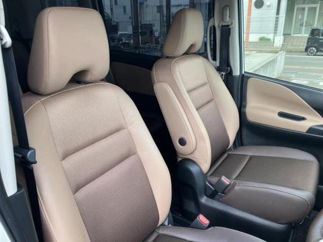 セレナ ハイウェイスターＶセレクション　新品タイヤ／純正　９インチ　メモリーナビ／フリップダウンモニター　純正　１１インチ／エマージェンシーブレーキ／両側電動スライドドア／アラウンドビューモニター／車線逸脱防止支援システム　全周囲カメラ（4枚目）