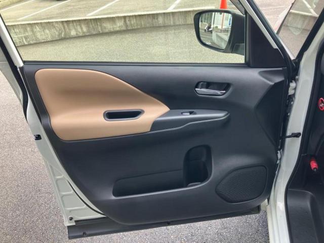 セレナ ハイウェイスターＶセレクション　新品タイヤ／純正　９インチ　メモリーナビ／フリップダウンモニター　純正　１１インチ／エマージェンシーブレーキ／両側電動スライドドア／アラウンドビューモニター／車線逸脱防止支援システム　全周囲カメラ（24枚目）