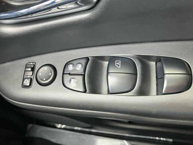 セレナ ハイウェイスターＶセレクション　新品タイヤ／純正　９インチ　メモリーナビ／フリップダウンモニター　純正　１１インチ／エマージェンシーブレーキ／両側電動スライドドア／アラウンドビューモニター／車線逸脱防止支援システム　全周囲カメラ（32枚目）