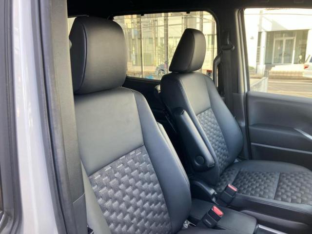 ヴォクシー ハイブリッドＳ－Ｚ　保証書／ディスプレイオーディオ＋ナビ１０．５インチ／フリップダウンモニター　純正　１４インチ／デジタルインナーミラー／トヨタセーフティセンス／両側電動スライドドア／シートヒーター　全席　全周囲カメラ（4枚目）