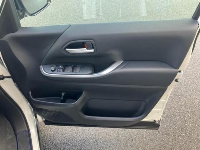 ヴォクシー ハイブリッドＳ－Ｚ　保証書／ディスプレイオーディオ＋ナビ１０．５インチ／フリップダウンモニター　純正　１４インチ／デジタルインナーミラー／トヨタセーフティセンス／両側電動スライドドア／シートヒーター　全席　全周囲カメラ（22枚目）