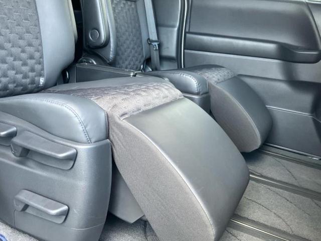 ヴォクシー ハイブリッドＳ－Ｚ　保証書／ディスプレイオーディオ＋ナビ１０．５インチ／フリップダウンモニター　純正　１４インチ／デジタルインナーミラー／トヨタセーフティセンス／両側電動スライドドア／シートヒーター　全席　全周囲カメラ（26枚目）