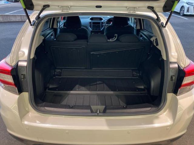 インプレッサスポーツ ４ＷＤ１．６ｉ－ＬアイサイトＳスタイル　保証書／純正　ＳＤナビ／アイサイト／車線逸脱防止支援システム／ヘッドランプ　ＬＥＤ／Ｂｌｕｅｔｏｏｔｈ接続／ＥＴＣ／ＥＢＤ付ＡＢＳ／横滑り防止装置／アイドリングストップ／サイドモニター　バックカメラ（8枚目）