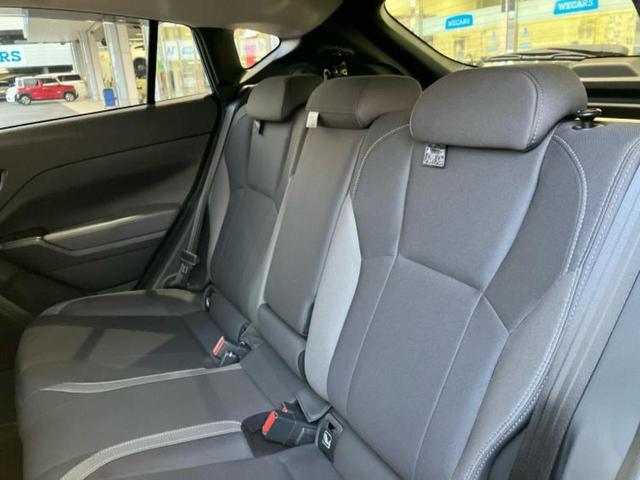 ＷＥＣＡＲＳでは各商談席に大型モニターをご用意しております！見やすい大画面でゆったりと全国の在庫をご覧いただけます！是非ご来店お待ちしております！