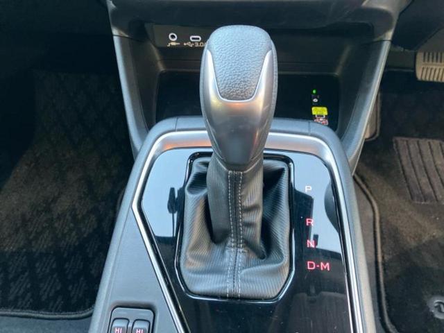 お車に合わせて無料保証以外にも、保証範囲、期間、距離を拡充させた有料保証もご用意しております！中古車の購入が初めてで不安・・・というお客様もご安心ください！