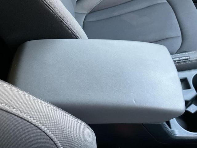 「この車の写真をもっと見たい」「状態が気になる」「この装備はついている？」どんな小さな疑問でもお気軽にお問い合わせください！