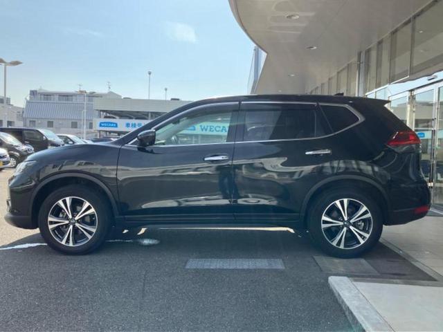 エクストレイル ２０Ｘｉ　保証書／純正　９インチ　ＳＤナビ／インテリジェントルームミラー／衝突安全装置／アラウンドビューモニター／車線逸脱防止支援システム／シート　合皮／プロパイロット　衝突被害軽減システム　全周囲カメラ（2枚目）