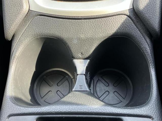 エクストレイル ２０Ｘｉ　保証書／純正　９インチ　ＳＤナビ／インテリジェントルームミラー／衝突安全装置／アラウンドビューモニター／車線逸脱防止支援システム／シート　合皮／プロパイロット　衝突被害軽減システム　全周囲カメラ（41枚目）