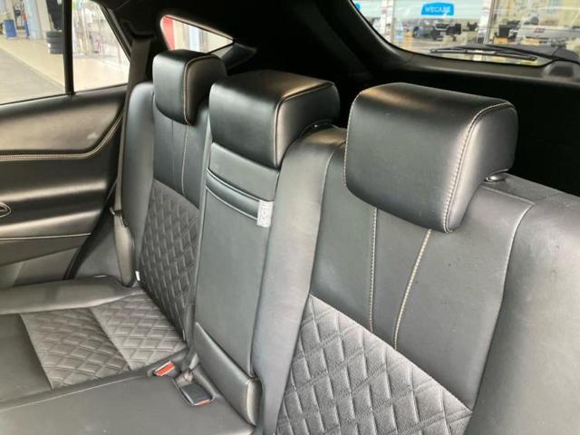 ハリアー プレミアム サンルーフ/エアロ/JBL/保証書/純正 ナビ/トヨタセーフティセンス/車線逸脱防止支援システム/シート ハーフレザー/電動バックドア/ヘッドランプ LED/Bluetooth接続/ETC フルエアロ(7枚目)