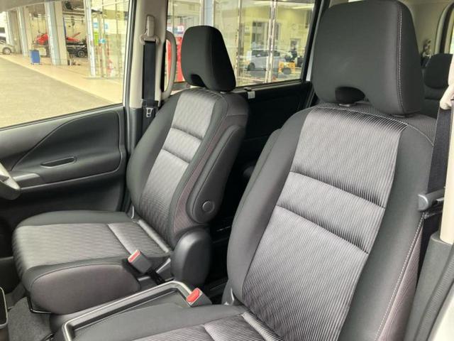 セレナ eパワーハイウェイスターV 純正 10インチ ナビ/インテリジェントルームミラー/衝突安全装置/両側電動スライドドア/アラウンドビューモニター/車線逸脱防止支援システム/プロパイロット/ドライブレコーダー 純正 全周囲カメラ(7枚目)