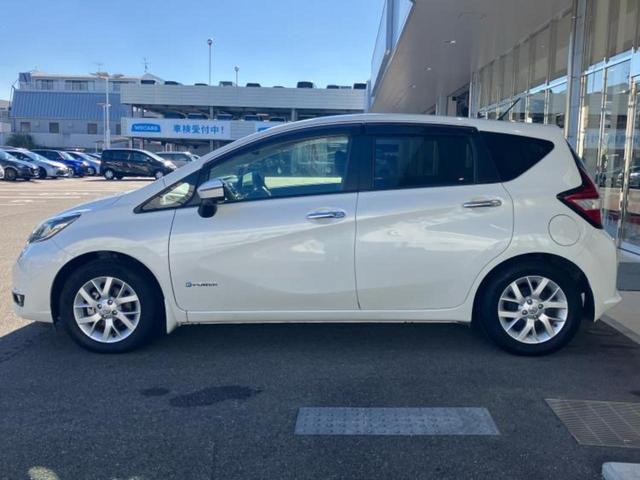 ノート eパワーメダリスト 保証書/純正 SDナビ/インテリジェントルームミラー/エマージェンシーブレーキ/アラウンドビューモニター/車線逸脱防止支援システム/シート ハーフレザー/ヘッドランプ LED 衝突被害軽減システム(2枚目)